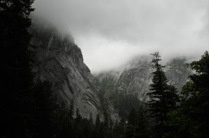 Mountain,-clouds,-Yosemite.jpg