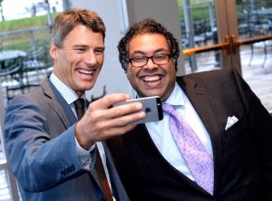 Selfie-w-Mayor-Robertson-Mayor-Nenshi.jpg