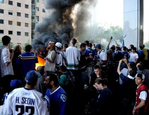 Stanley-Cup-Riot.jpg